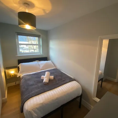 Feriehus Newly Furnished 5 Bedroom Gem In *