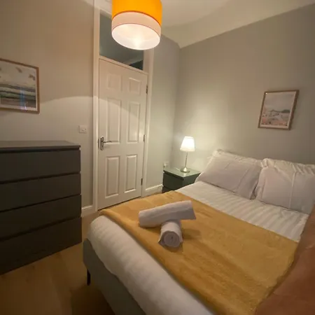 Newly Furnished 5 Bedroom Gem In * سلايغو